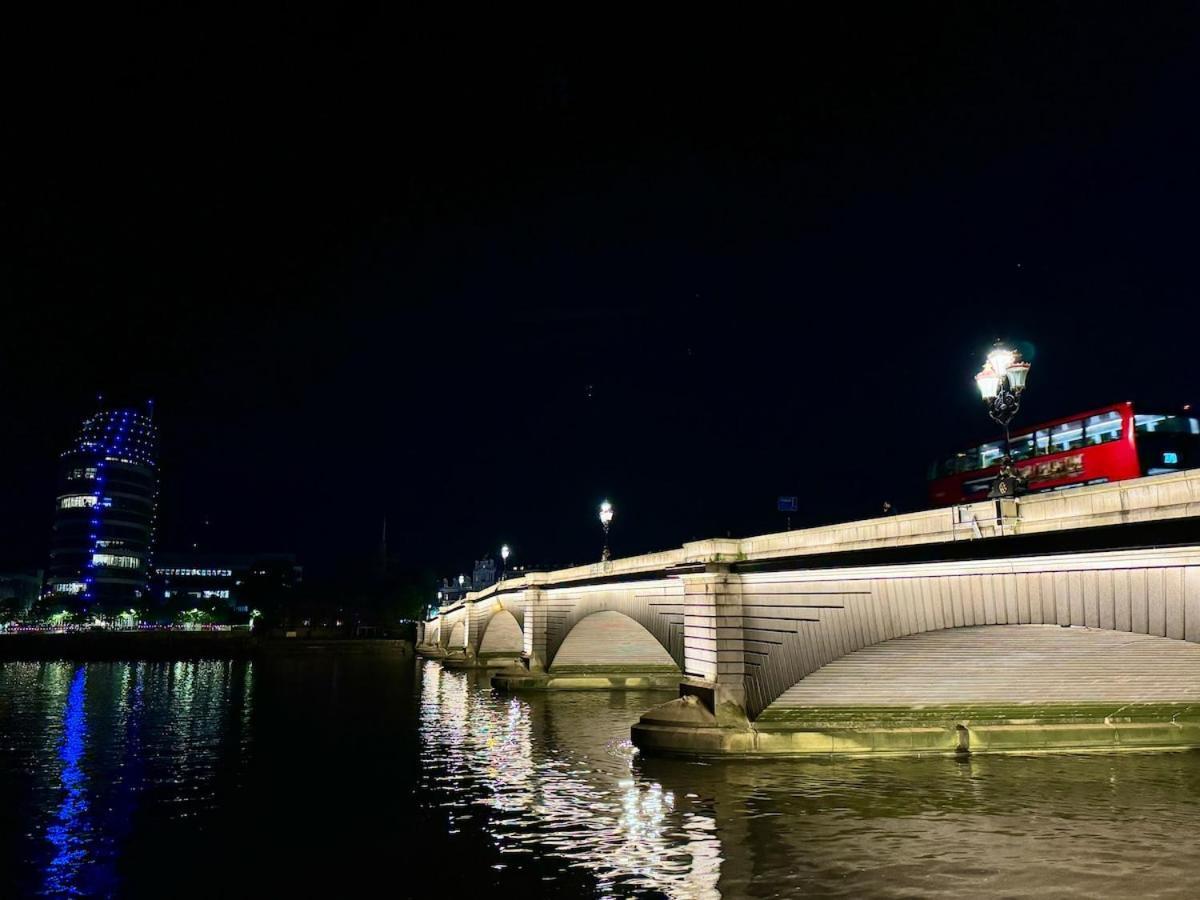 Appartement Spacious 5br 3ba Duplex In Prime Zone 2 Near Tube And River Londen