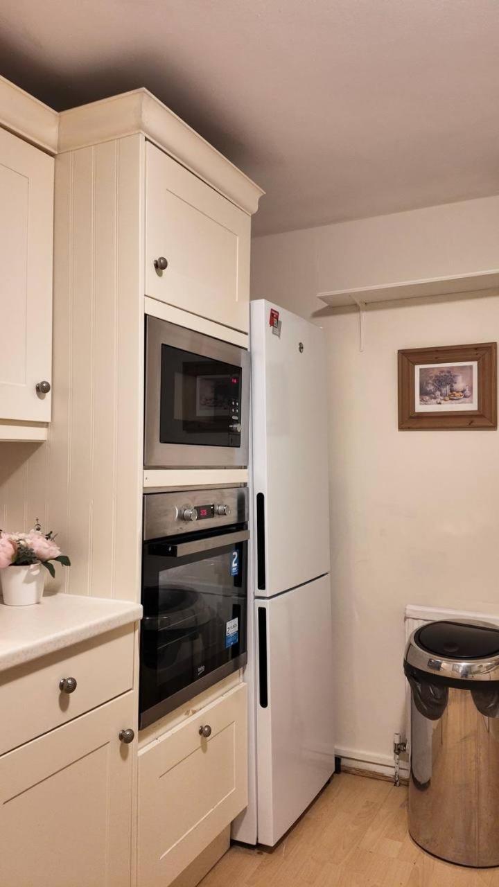 Spacious 5br 3ba Duplex In Prime Zone 2 Near Tube And River * Londres