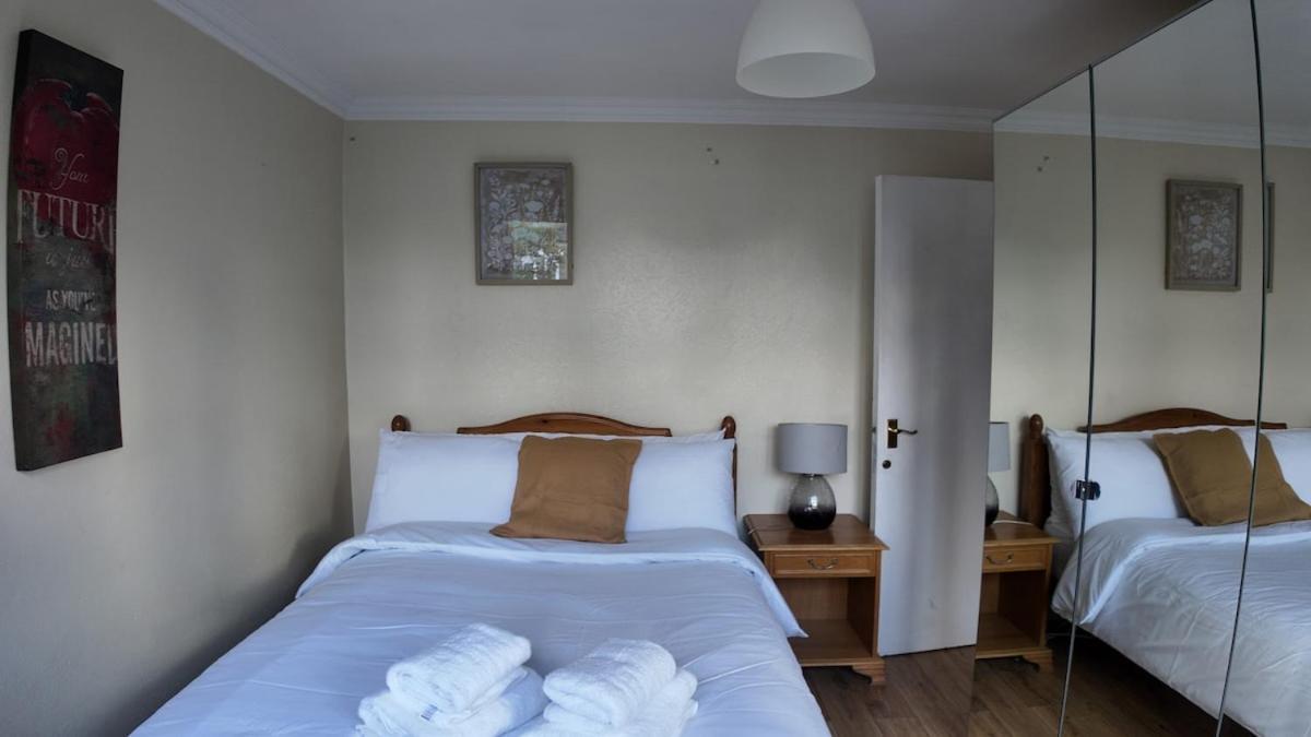Spacious 5br 3ba Duplex In Prime Zone 2 Near Tube And River * Londres